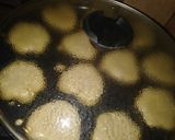 Foto langkah ke 4 dari resep Apem peyeum gula aren teflon dan kukus.