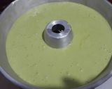 Foto langkah ke 5 dari resep Bolu pandan.