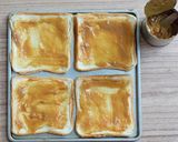 Foto langkah ke 2 dari resep Dulce de Leche Cinnamon Roll Toast Up.