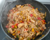 Foto del paso 4 de la receta: Fideos de arroz con verduras
