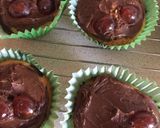 A picture of step 6 of Spider Cakes!!.