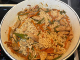 Noodles con pollo