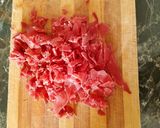 Foto del passaggio 2 della ricetta Farfalle alla crema di ricotta e bresaola con pistacchi al profumo di limone