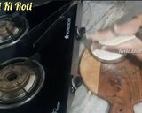 A picture of step 5 of Makki Ki Roti.