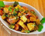 A picture of step 4 of Easy Paneer and VegetableCurry:.