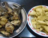 Foto langkah ke 2 dari resep Ikan lele + tahu bumbu kuning.