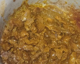 A picture of step 1 of Beef, onion and cabbage sauce.