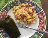Foto del paso 1 de la receta: Huevos revueltos con bollo de maíz