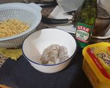 Hình bước làm 1 của món Akibaranger's Garlic Noodleeeeee