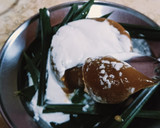Foto langkah ke 2 dari resep Kukus kue keranjang.