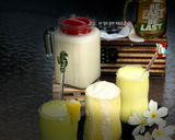 A picture of step 4 of Virgin Pinacolada.