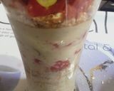 A picture of step 3 of Fruits Yogurt Prafait.