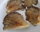 Foto del paso 2 de la receta: Setas rellenas con queso