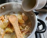 Foto del paso 3 de la receta: Timbal de salmón y camarones con salsa de camarones