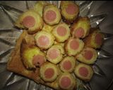 Foto langkah ke 6 dari resep Roti sosis tanpa oven.