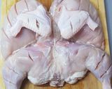 عکس مرحله 1 از دستور ّمزه دار کردن مرغ برای انواع خورشت ها🍗