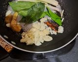 Foto langkah ke 1 dari resep Sop Ayam Ala Pak Min.