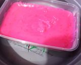 Foto langkah ke 5 dari resep Puding nutrijel susu maizena merah putih.