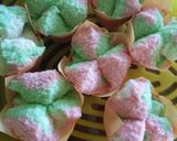 Foto langkah ke 5 dari resep Bolu kukus.