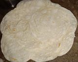 ચીઝ ફ્રેન્કી(Cheese Frankie Recipe in Gujarati) રેસીપી સ્ટેપ2ફોટો