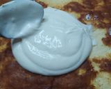 Foto del paso 3 de la receta: Arrollado Con Crema De Queso Y Frutos Rojos / Postre Tronco Navideño De Verano