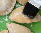 A picture of step 16 of Meat pie.