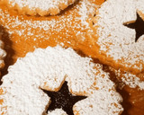 Ünnepi fahéjas szilvalekváros Linzer recept fázis 4 fotója
