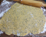Foto del paso 2 de la receta: Tarta crocante de cerezas y arándanos azules