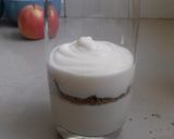 A picture of step 4 of Peach Yogurt Apple Parfait.