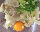 Foto langkah ke 2 dari resep Perkedel Kentang Keju.