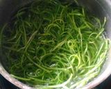 Foto langkah ke 5 dari resep Mie Kangkung.