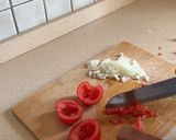 Foto del paso 2 de la receta Caballa marinada con picadillo fresco