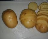 Foto del paso 1 de la receta: Cazuela de papa a la crema