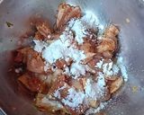 รูปขั้นตอนการทำที่ 6 ของ หมูสามชั้นทอดพริกแกง หรือ หมูทอดเสียบไม้#ปาร์ตี้ของว่าง