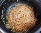 A picture of step 4 of Spaghetti with Cream Cheese Sauce.