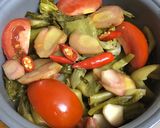 Hình bước làm 1 của món Day 10 : Cá trắm đen kho dưa chua_eat1000