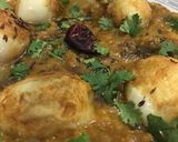 A picture of step 6 of Lauki Chana Dal with boil egg.
