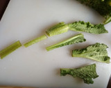 Foto del paso 1 de la receta: Borrajas con crema de cúrcuma fresca