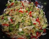 Foto langkah ke 5 dari resep Tumis Kembang Turi Ebi Tauco.