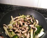Foto del paso 2 de la receta Quinoa con verduras al wok
