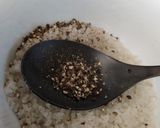Une image de l'étape 1 de Saumon gravlax aux épices trappeur.