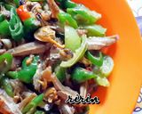 Foto langkah ke 7 dari resep Kerang teri cabe hijau.