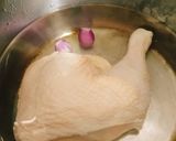 Hình bước làm 2 của món Gỏi gà chôm chôm