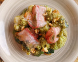 Foto del paso 5 de la receta: Verduras al pesto con panceta curada