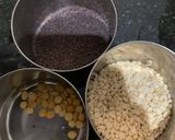 A picture of step 1 of Tadka idli.
