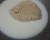 A picture of step 2 of Sev khoya burfi.