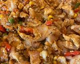 صورة لخطوة 2 من وصفة صينية رز ودجاج بالكريمة