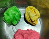 Foto langkah ke 3 dari resep Klepon Pelangi.