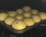Foto del paso 2 de la receta: Pão de queijo (panes de queso)