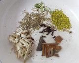 மூலிகை டீ ரெசிபி ஸ்டேப் 1 புகைப்படம்